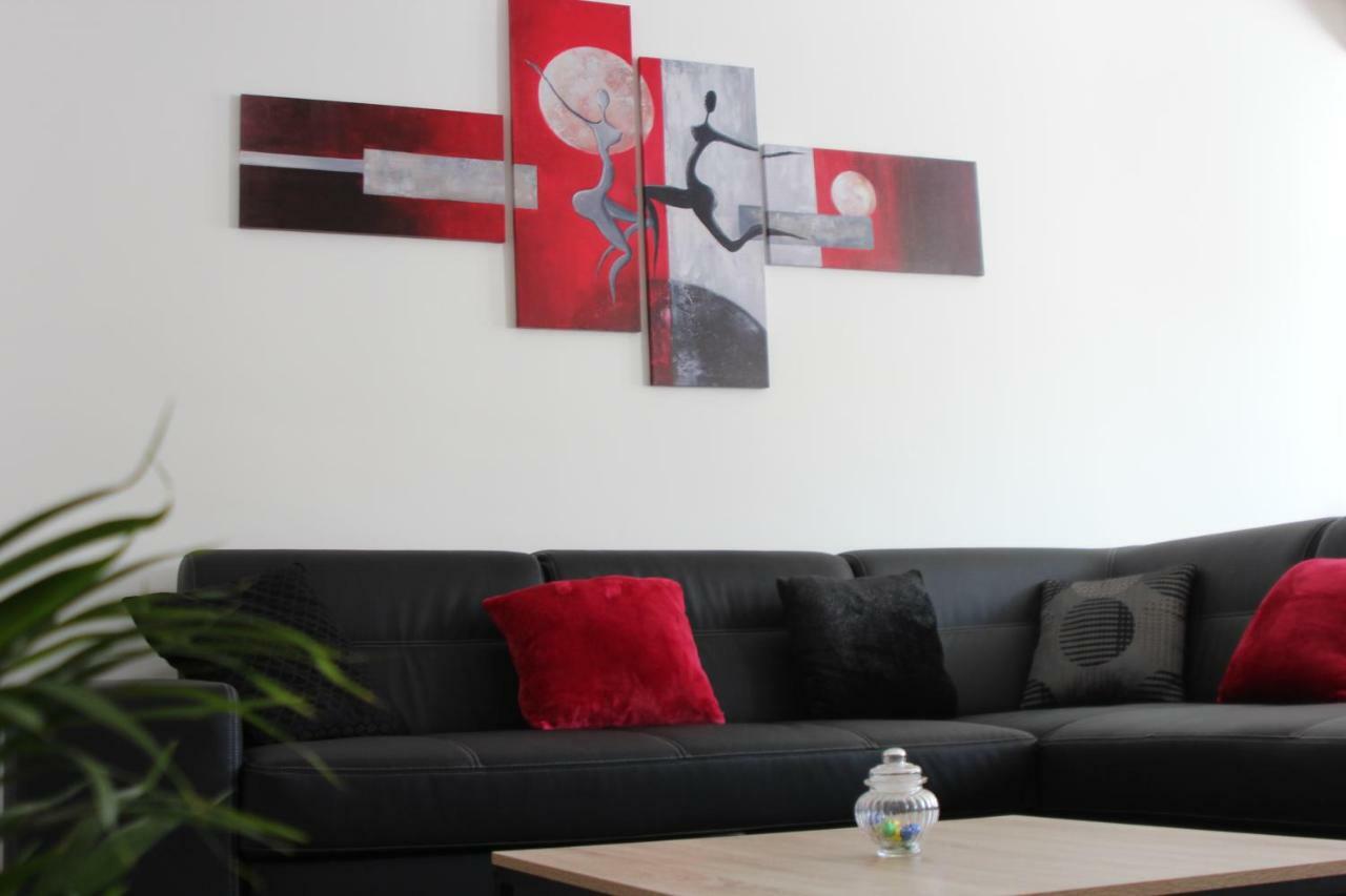 Gite Les 3 Tours 1E Etage Каркассон Экстерьер фото